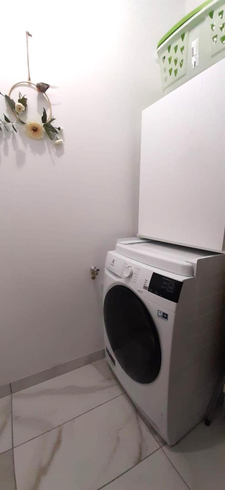 At 3 Bed Rooms- Confort 90m2 - Location