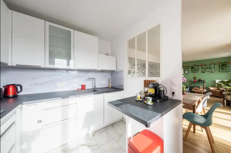 At 3 Bed Rooms- Confort 90m2 - Location Apartment